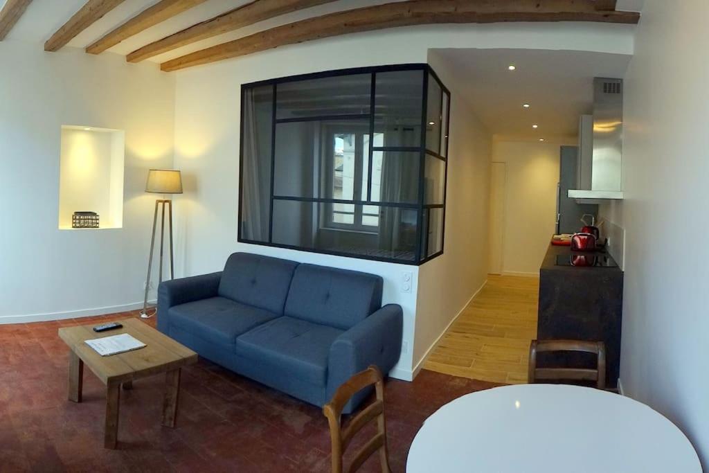 Ferienwohnung T2 Tout Equipe Au Beau Milieu Du Centre Historique Villefranche-sur-Saône Exterior foto