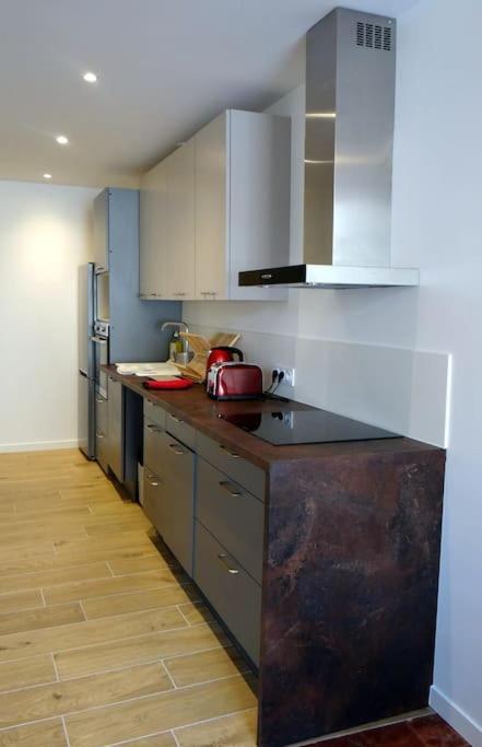 Ferienwohnung T2 Tout Equipe Au Beau Milieu Du Centre Historique Villefranche-sur-Saône Exterior foto